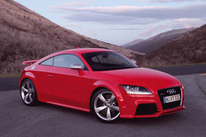 2009 Audi TT (8J MY10) RS coupe (2009-12-05) 01